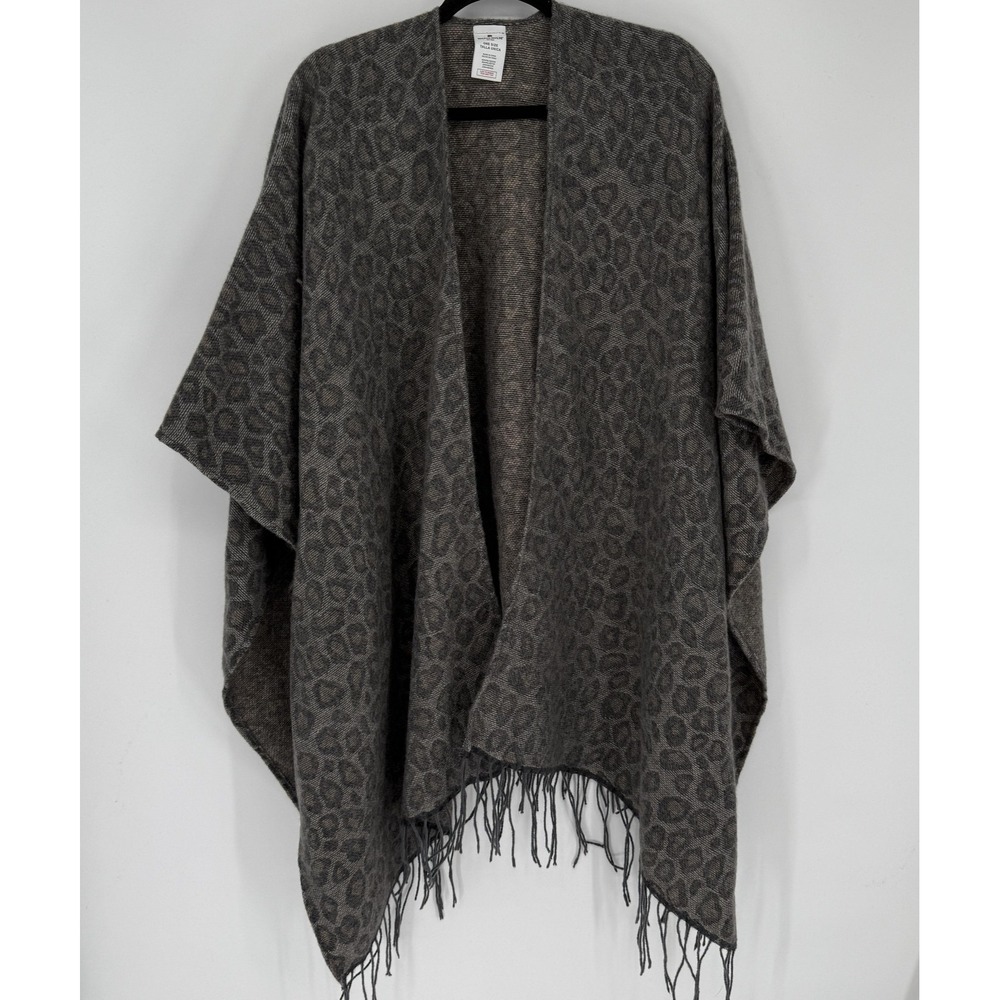 Woolrich Poncho Womens One Size Gray Leopard Print Fringe Wrap Shawl Ruana‎ Cape